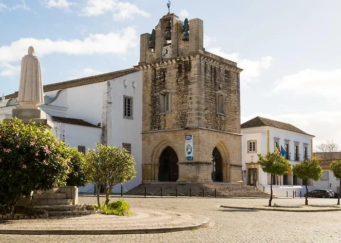 1977 Guest house Faro